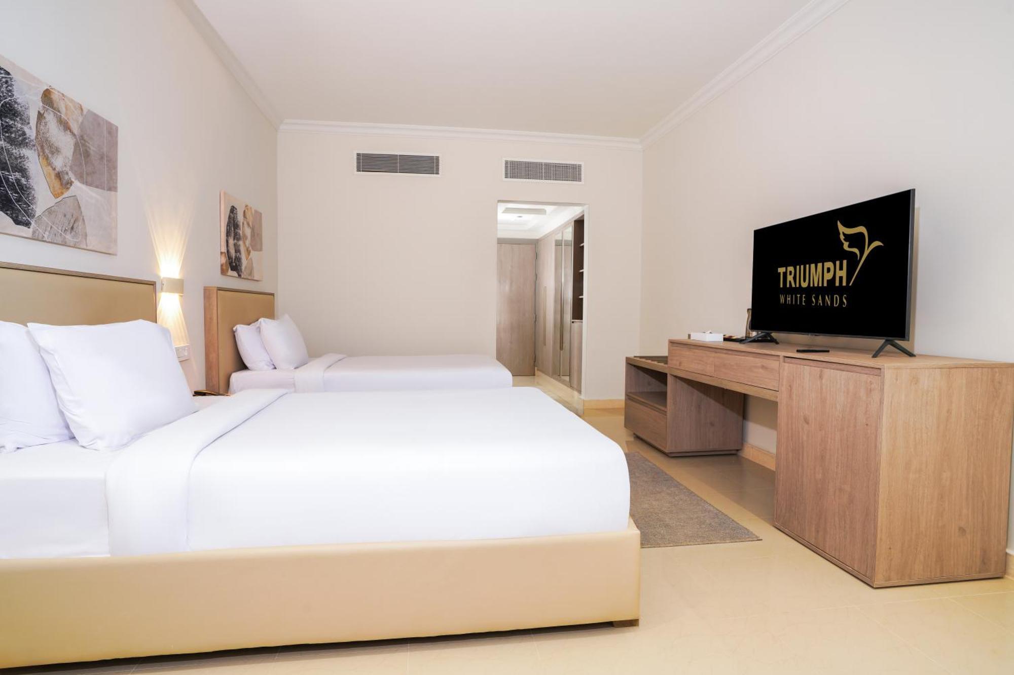 Triumph White Sands Мерса-Матрух